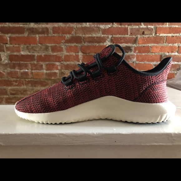 Sneaker - Picture 6 of 8